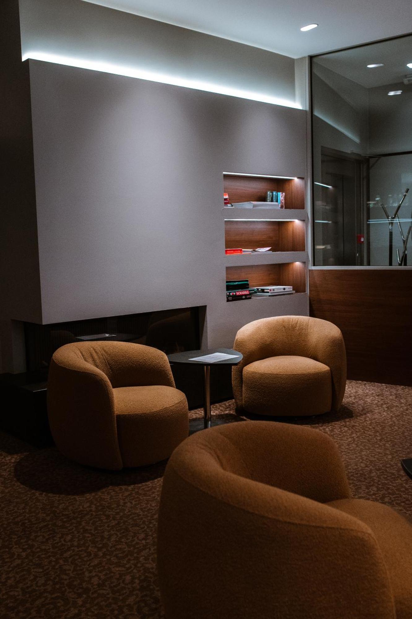 Square Hotel Kortrijk Eksteriør billede