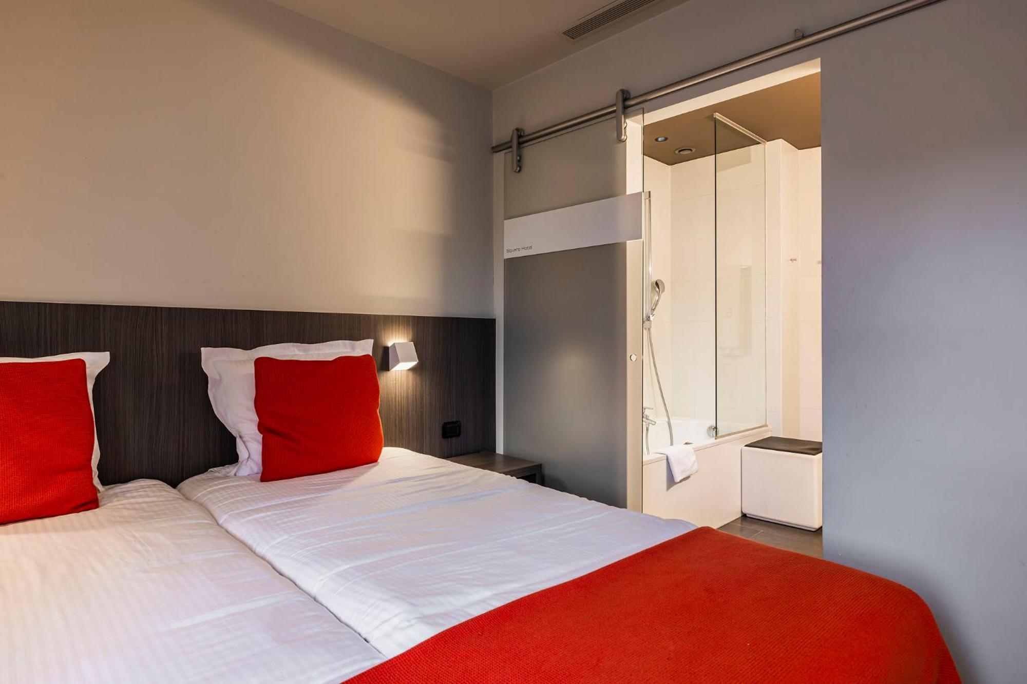 Square Hotel Kortrijk Eksteriør billede