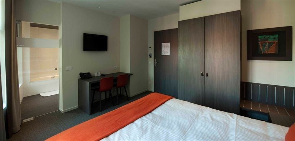 Square Hotel Kortrijk Eksteriør billede